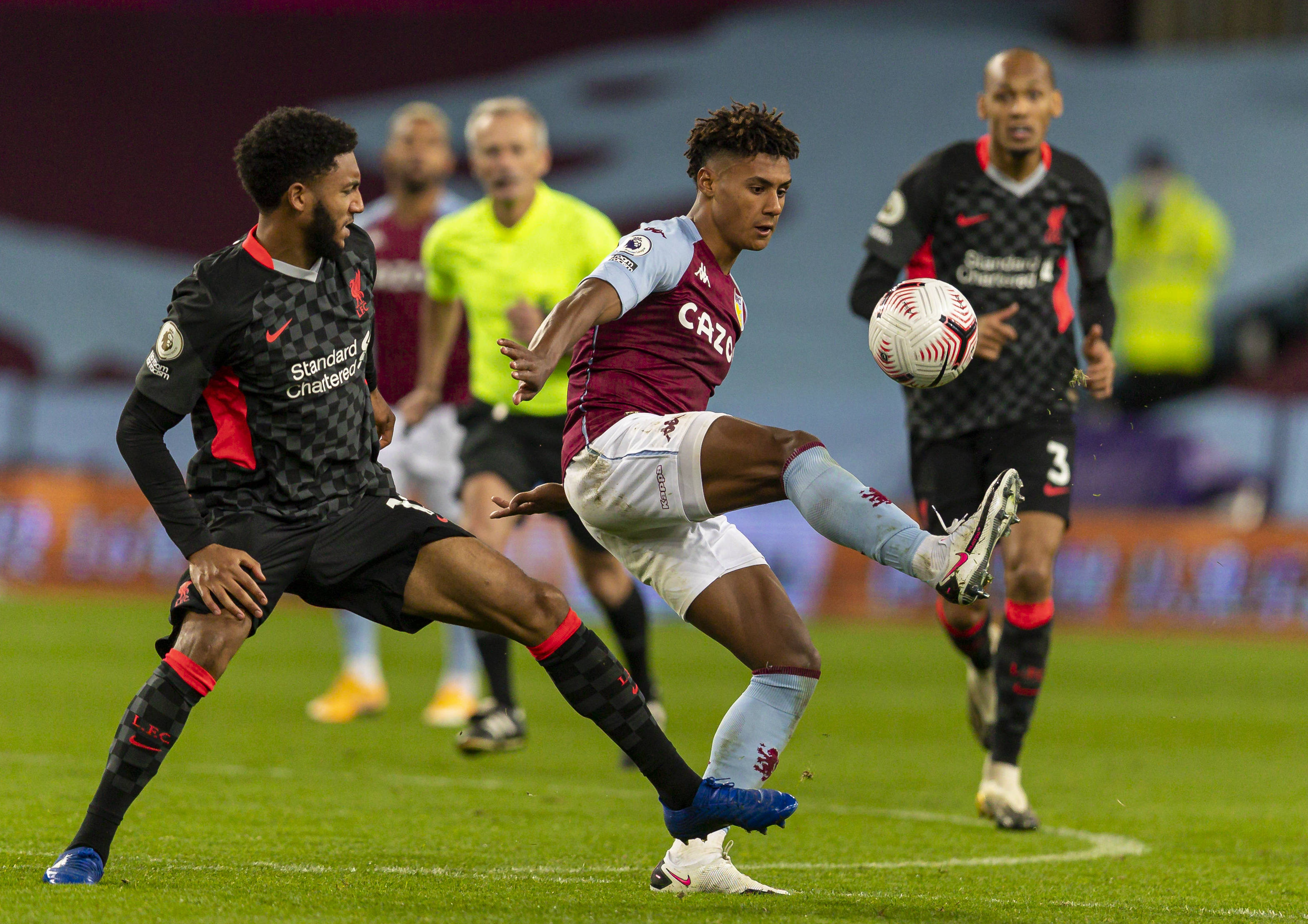 表示了不满 表示了不满