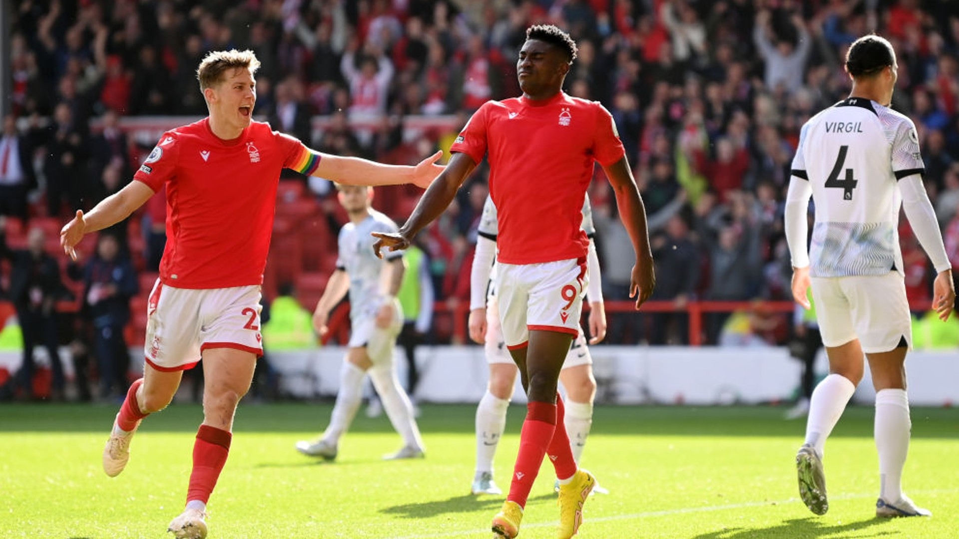 整首发阵容 整首发阵容